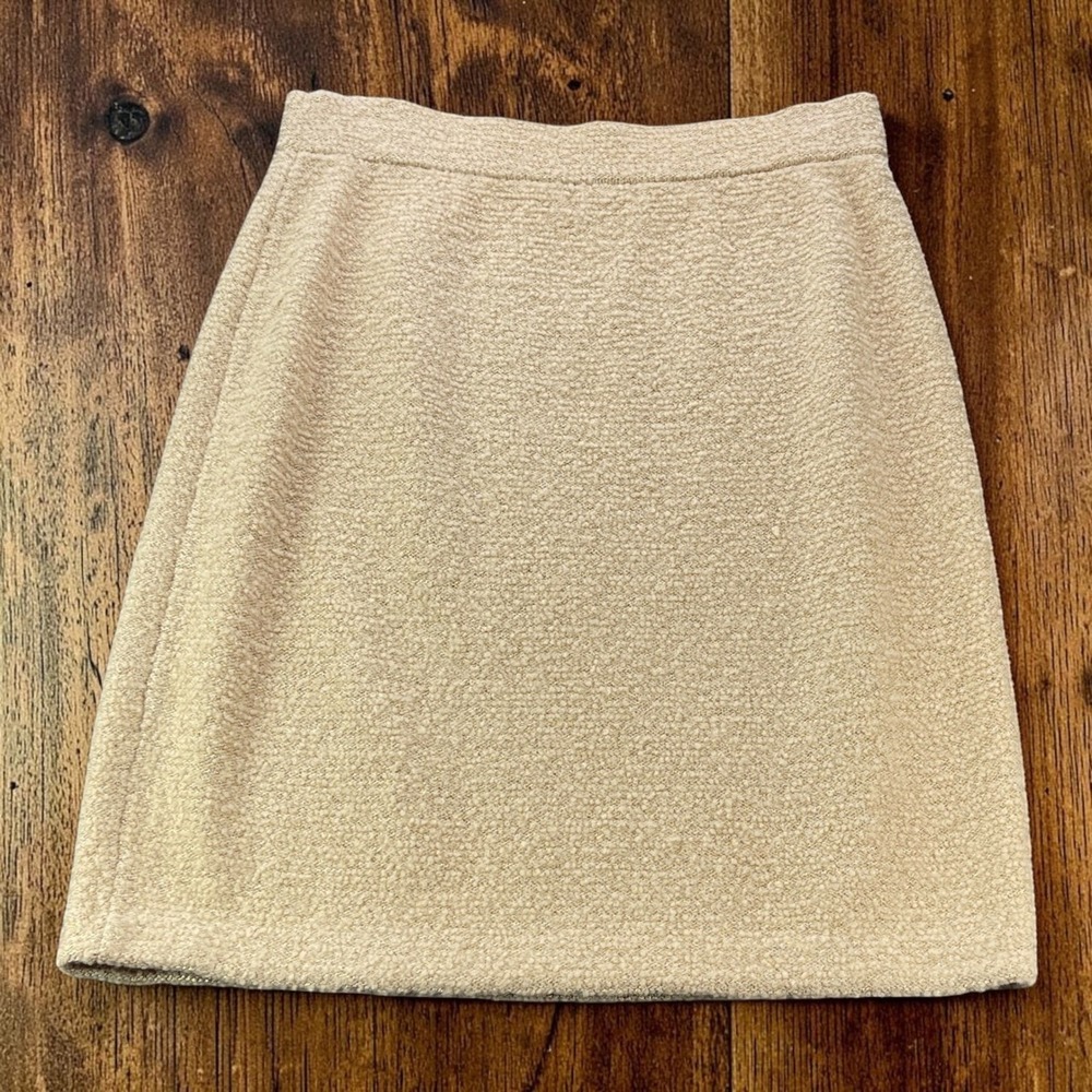 St John Collection Marie Gray Santana Knit Skirt Suit Beige Gold Metallic 4 6 - Picture 5 of 16